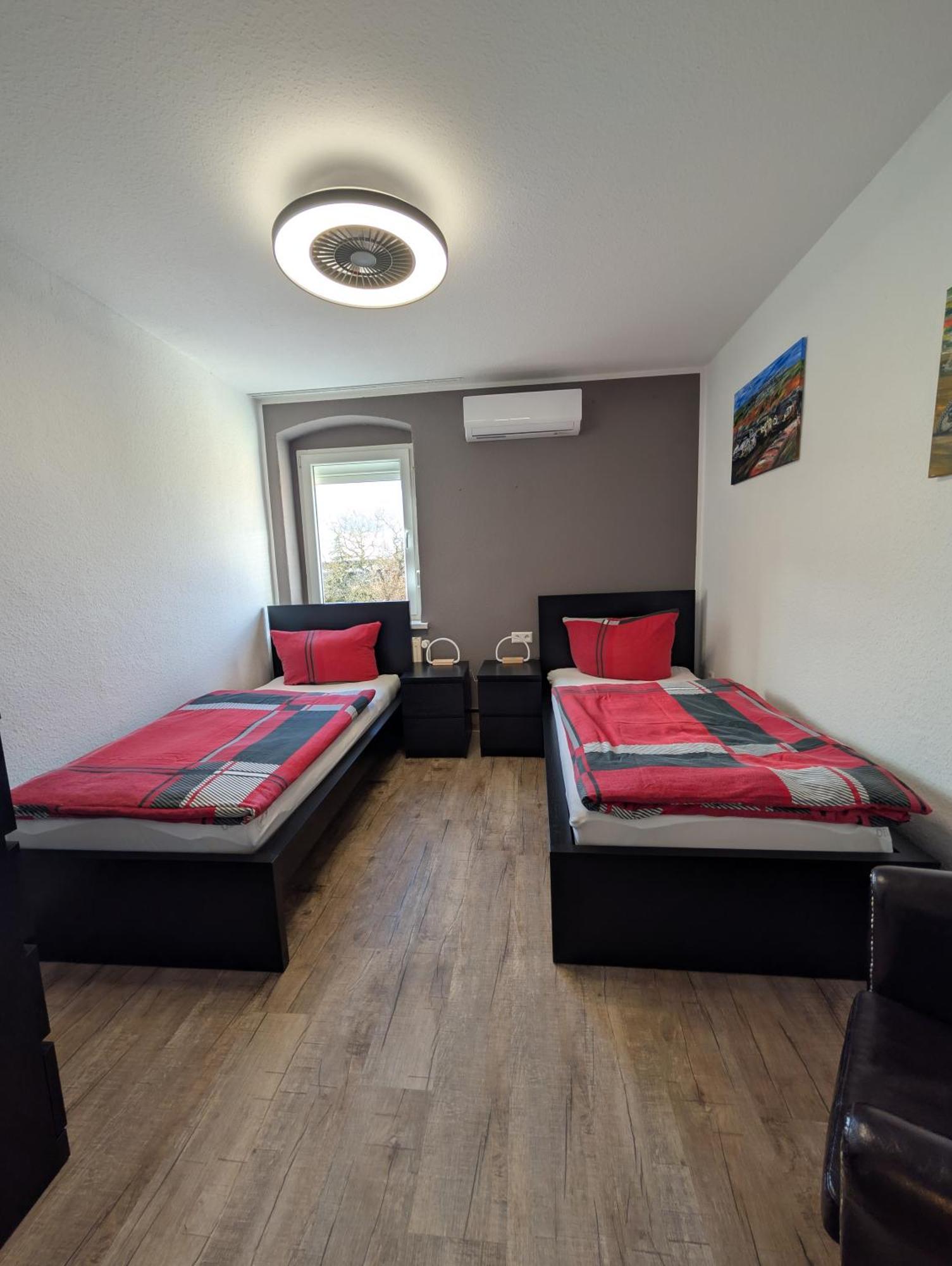 Richter Apartments Finsterwalde Mit Klimaanlage מראה חיצוני תמונה