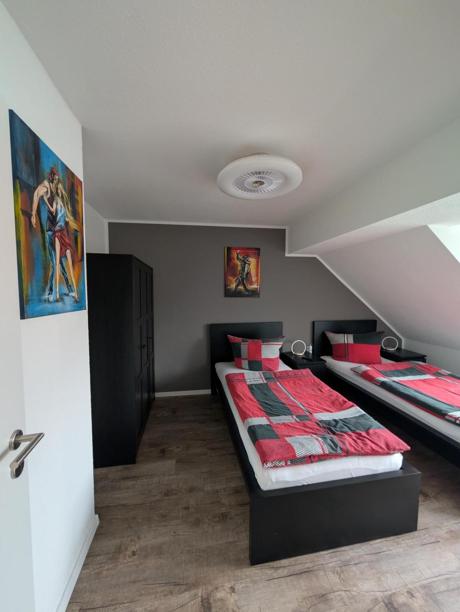 Richter Apartments Finsterwalde Mit Klimaanlage מראה חיצוני תמונה